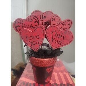 8 Inch Valentines Day Conversation Heart Floral Arrangement